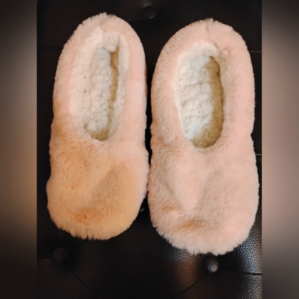 Cozy Fluffy Pink White Inside Women's Slippers Approx 10' Length